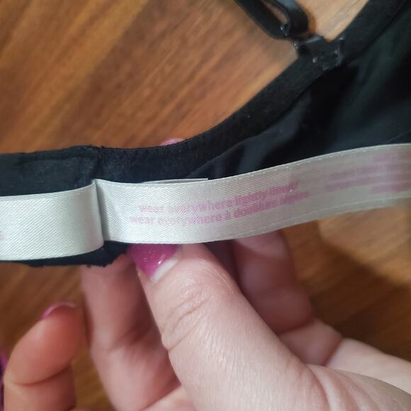Victoria's Secret PINK Wear Everywhere Lightly Lined 36B Black Bra Underwire - Picture 7 of 12